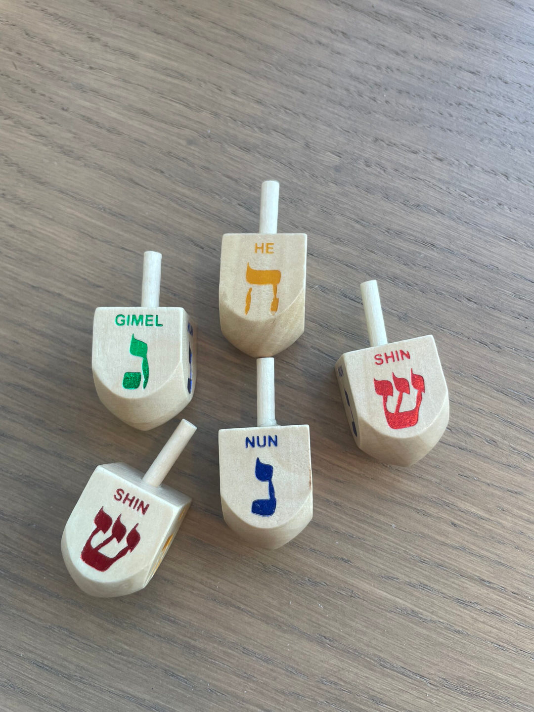 סביבון עץ לחנוכה
